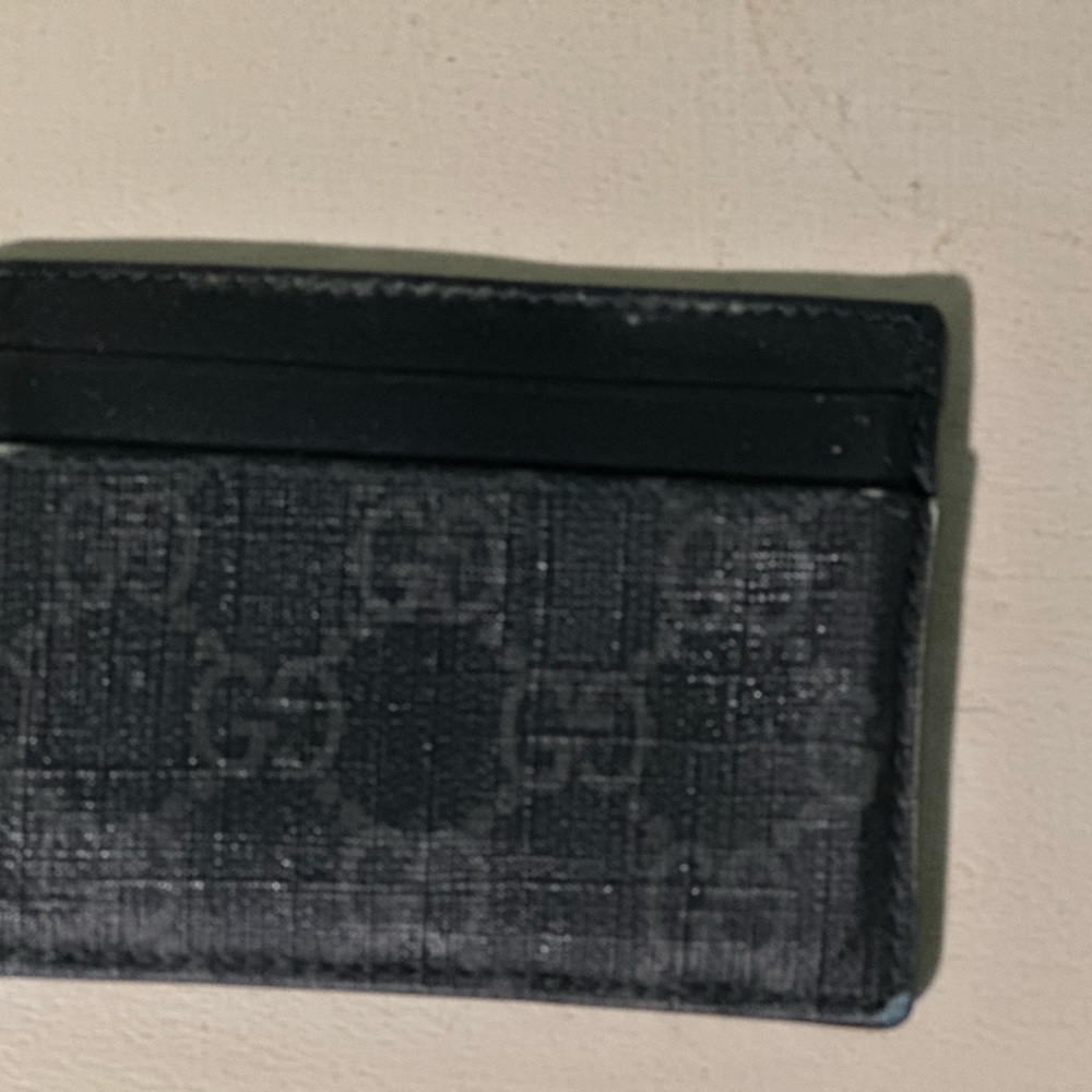 Gucci GG SUPREME WALLET - Picture 4 of 4